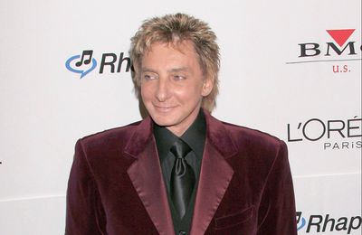 Barry Manilow taking a break from live shows