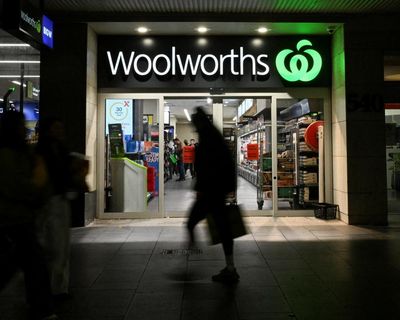 Afternoon Update: Woolworths explains profit surge amid cost-of-living crisis; fears for famous seal; and Dolly Parton’s life in quotes