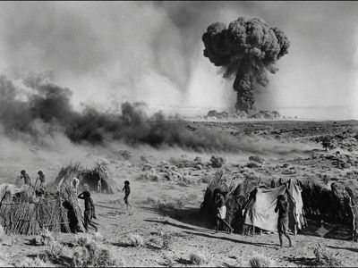 In 1953, Britain detonated an atomic bomb in Australia, sending a mysterious black mist across the desert before a secret programme began testing children’s bones for radiation