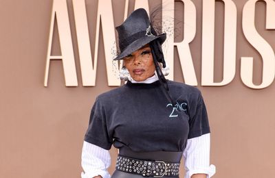 Janet Jackson planning own biopic