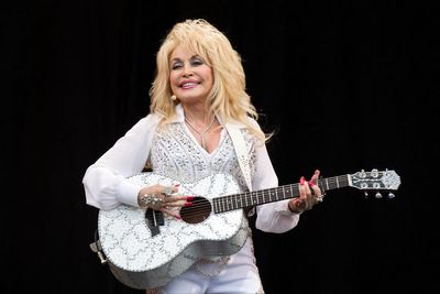 This was Dolly Parton’s biggest moment on the British stage. And it changed everything