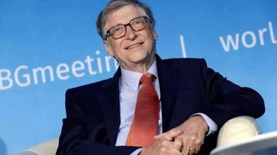 Bill Gates never studied at University of Washington, but it paid him $500 as a teen; 5 decades later, Microsoft co-founder is giving it $540 million