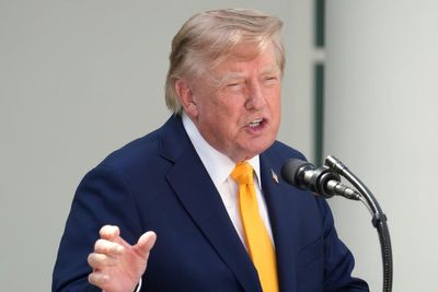 Trump goes on mid-day posting spree to brag about himself, share photos and demand the baseball HOF add Roger Clemens