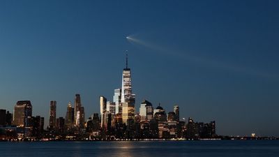 SpaceX's final Falcon 9 Starlink launch from Florida creates gorgeous 'jellyfish' over New York City (video)
