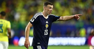 Derek Ferguson details Lewis' stance on Rangers' interest after summer contact