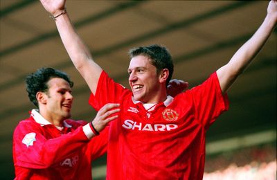 You'll never guess which Manchester United star Lee Sharpe says he wished he'd played with