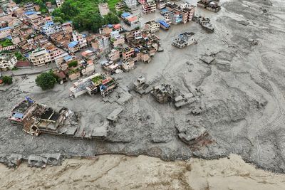 Nepal flash floods latest: At least 469 dead as rescuers race to find survivors amid fears of second flood