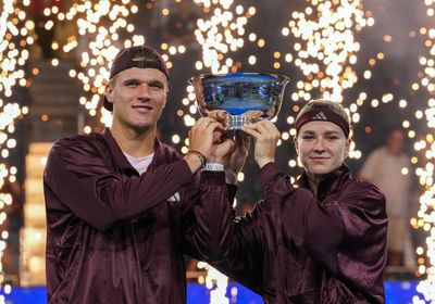 Muchová and Menšík win $1m US Open mixed doubles title in late-night thriller
