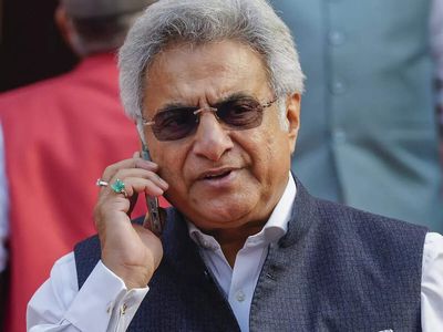 Delhi High Court quashes defamation case against Pinaki Misra, says basic material missing
