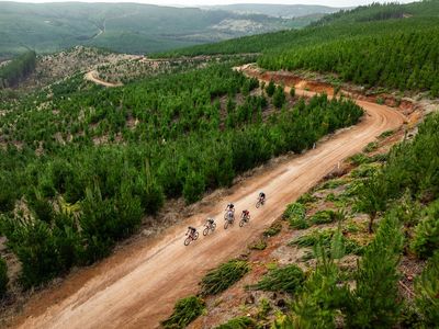 Field building for far-flung 2026 UCI Gravel World Championships, key Life Time Grand Prix competitors among expected starters despite Little Sugar MTB clash