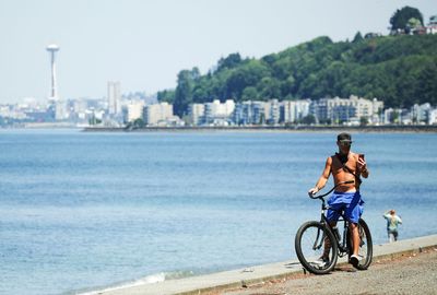 Real men don't bike? Nonsense