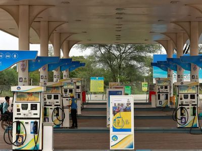 BPCL explores buying Gulf oil on FOB basis, lifts Iraqi oil