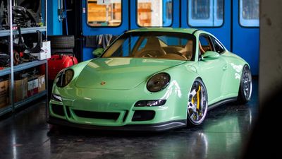 Meet the Indecent 009: An Extreme Italian Take On The Porsche 911