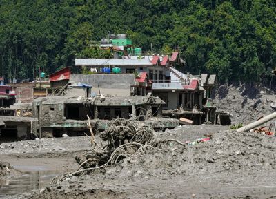 114 tourists from Maharashtra stuck in Nepal; 53 confirmed safe