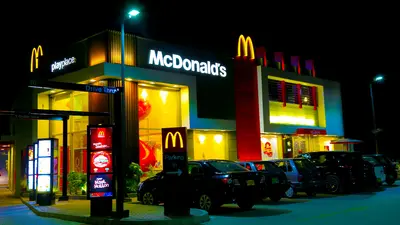 McDonald’s worker allegedly shoots colleague during morning shift in California. Then opens fire on responding police