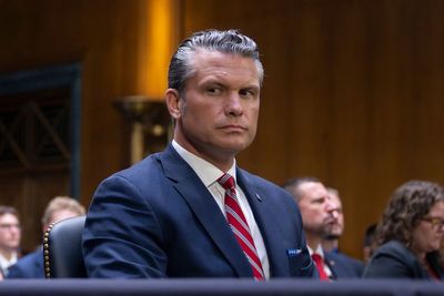 'No Punishment': Hegseth Axed Us Army Chief for Investigating Kid Rock's Apache Helicopter Joyride