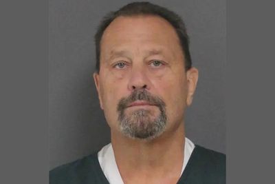 Haunting 911 Audio Reveals Chaos After Grandfather Allegedly Crashes Boat, Tragically Claiming the Lives of His Young Grandkids
