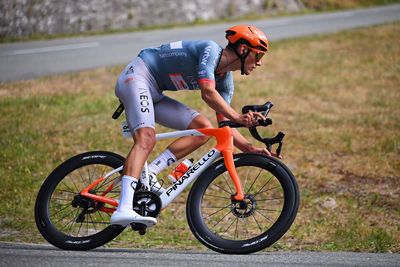 'Family comes first' – Josh Tarling abandons Vuelta a España on stage six