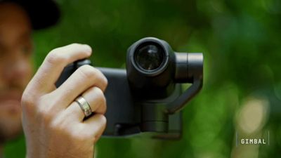 AI zoom camera with crazy 2,000mm telephoto reach can also control a mirrorless camera