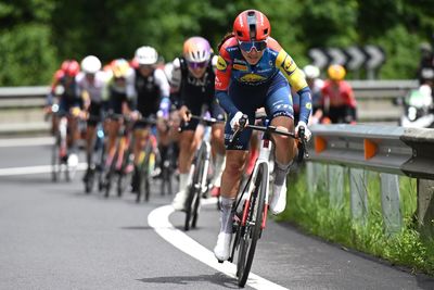 Shirin van Anrooij makes 'bold switch' to Canyon-SRAM, with transfer to come into force before 2026 is over