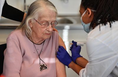 Older Adults Face Four Vaccine Decisions This Fall While the Federal Schedule Still Carries a 2025 Date