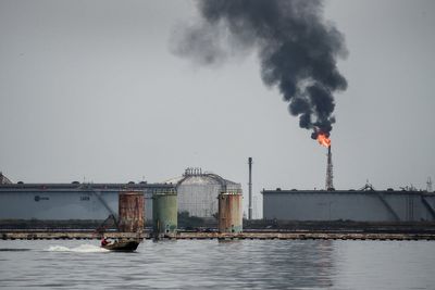 US close to reaching a ‘massive’ deal to take control of Venezuela’s oil: report