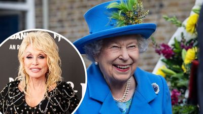 Dolly Parton was 'scared to death' about breaking protocol with Queen Elizabeth but realised she was 'very giving person'