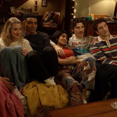 The Cast of 'Adults' Plays 'How Well Do You Know Your Co-Star?'