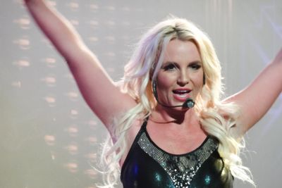 Britney Spears Models Lingerie, Says She 'Felt Like a Robot' and Reveals 'Real Damage' From Conservatorship