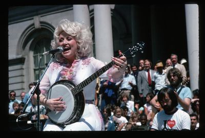 Dolly Parton brought divided Americans together. What can we learn from her?