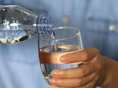 From food waste to water: A new research shows how new biomass hydrogels could help turning discarded food and agricultural waste into a source of atmospheric water for irrigation and sustainable farming