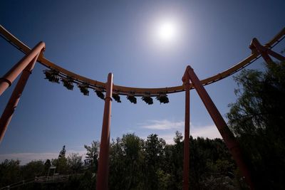 Rollercoaster at LA’s Six Flags shut after two riders suffered brain injuries, inquiry finds
