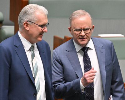 Labor wrestles with migration figures but opponents struggle to find the target