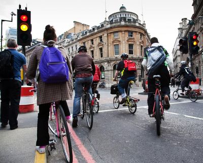 Seeing red when cyclists decide not to stop at traffic lights