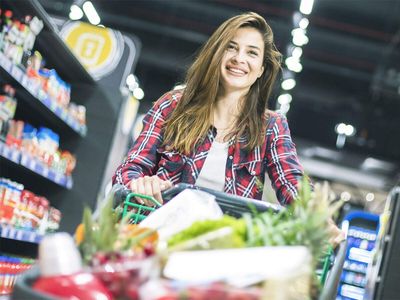 US consumer sentiment drops in August on inflation worries