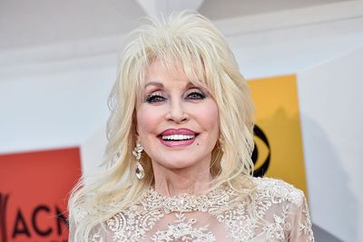 Tennessee governor proposes renaming Nashville airport after Dolly Parton