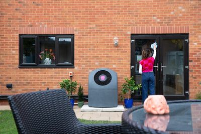 Can heat pumps cope with busy, family homes?
