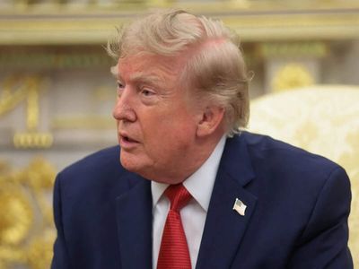 Trump says US inked deal with Venezuela to take control of 65 billion barrels of oil reserves