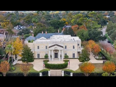 Houston lawyer Tony Buzbee buys $15.5 million 1708 River Oaks mansion next to his home, but what he plans to do with the luxury property is turning heads