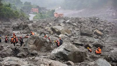 Everest veterans, mountain guides enter choked hydropower tunnel to rescue 6