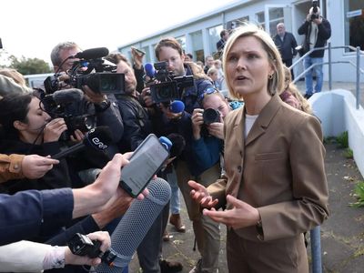 Icelanders reject EU-accession talks