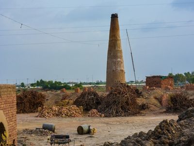 In 2019, RMIT researchers fired clay bricks mixed with treated sewage sludge; a 25% biosolids batch cut firing energy by 48.6% while passing strength tests