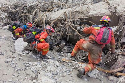 Nepal-Tibet disaster: death toll exceeds 800 amid warnings of new flash floods – as it happened