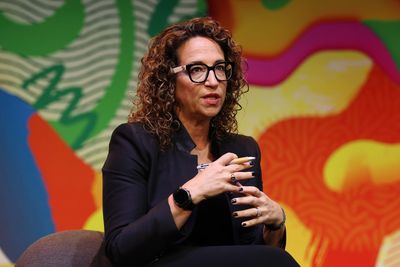 Why the AI economy is like a bad dating app — drowning in decks, pilot purgatory — and it's playing out like the dotcom bubble, except worse
