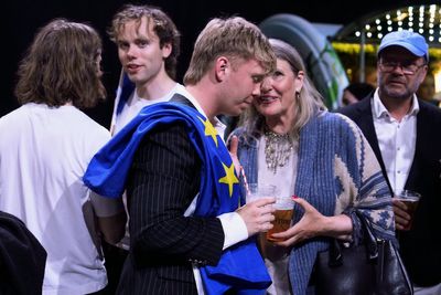 Iceland rejects EU vote in referendum focused on Trump and fishing