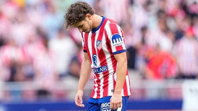 Julian Alvarez’s Arsenal, Barcelona Transfer Saga Lurches Toward Conclusion