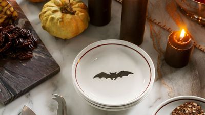 I’m Stealing Shea McGee’s Simple Trick for a Never-Tacky Halloween – ‘It’s One of the Easiest Holidays to Overdo’