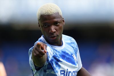 Xabi Alonso issues Moises Caicedo update as Chelsea suffer fresh injury blow