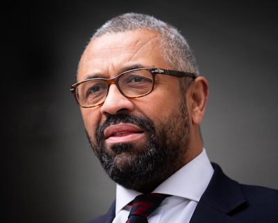 Cleverly avoids culture war issues in pitch to be next London mayor
