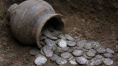A small ceramic jug in Russia held 2,600 silver coins for nearly 600 years; its owner’s fate remains a mystery